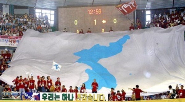 2003년 대구유니버시아드에 북한응원단