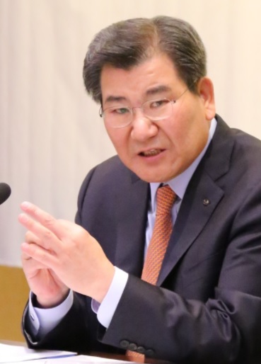 23일 주총서 박인규 DGB금융그룹 회장이 겸지하던 은행장직에서 물러났다.