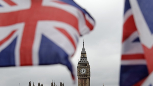 사진은 런던 국회의사당 앞에 휘날리는 영국 국기. /뉴시스