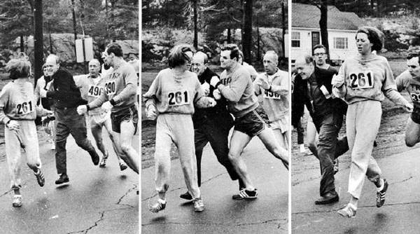 1967년 보스턴 마라톤에 참가한 캐서린 스위처(배번 261번)가 여성이라는 이유로 레이스 감독관 조크 샘플에게 저지당했다. 그의 남자친구가 감독관을 밀어냈고, 이 틈을 이용해 스위처가 달리고 있는 모습 ⓒ보스턴헤럴드