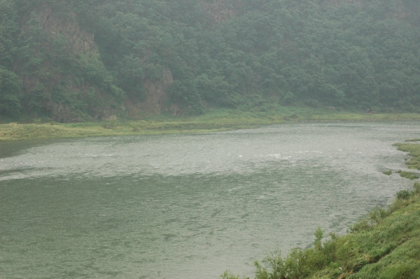 북한에서 발원한 임진강과 한탄강의 합수머리(한탄강 끝 구비) ⓒ스트레이트뉴스