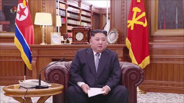 김정은 북한 국무위원장은 미국의 트럼프 대통령과 2차 북미회담을 언제라도 가질 의향이 있다고 신년사에서 밝혔다.