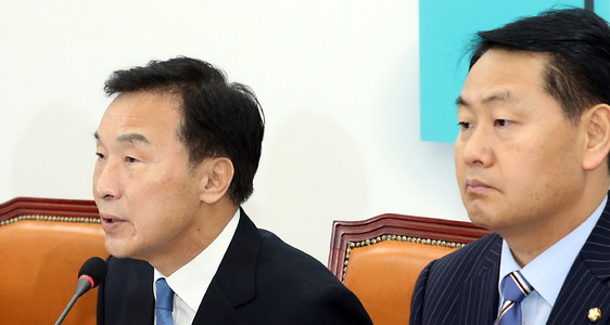 18일 서울 여의도 국회에서 열린 바른미래당 최고위원회의에서 손학규 대표가 모두발언을 하고 있다.