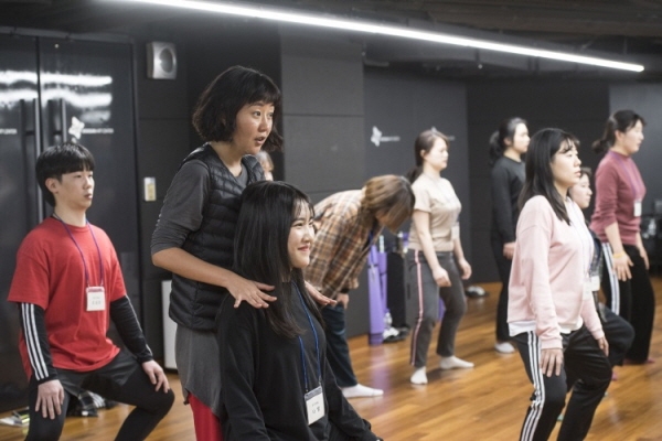 한국메세나협회와 두산아트센터가 예술가를 꿈꾸는 청년들을 위한 ‘두산청소년아트스쿨: 창작 워크숍’을 진행한다고 밝혔다.
