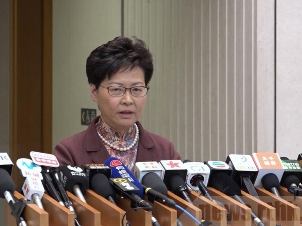 기자회견에서 “홍콩의 송환법은 계속될 것”이라고 말하는 캐리 람 홍콩 행정장관(2019.07)(자료:thestandard.hk)