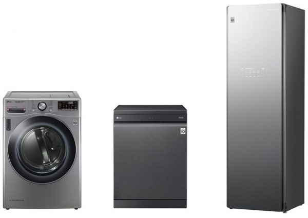 LG전자가 스팀가전 3총사인 스타일러, 건조기, 식기세척기 모두 대용량을 앞세워 흥행을 이어가고 있다. LG전자 제공