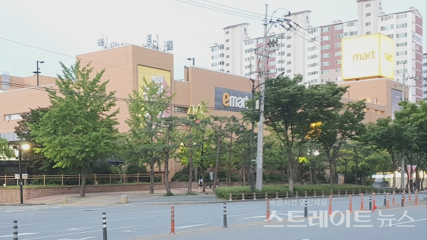 ◇'동대구2차 비스타동원'와 가까운 이마트 만촌점. (사진=이준혁 기자)