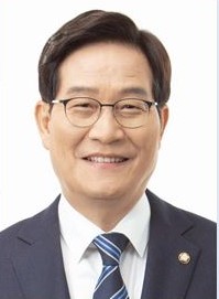 신동근 더불어민주당 소확행위원회 위원장
