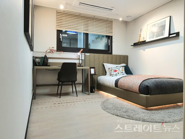 ◇'시티오씨엘 3단지' 견본주택의 아파트 101㎡형 유니트 내 침실2. (사진=이준혁 기자)