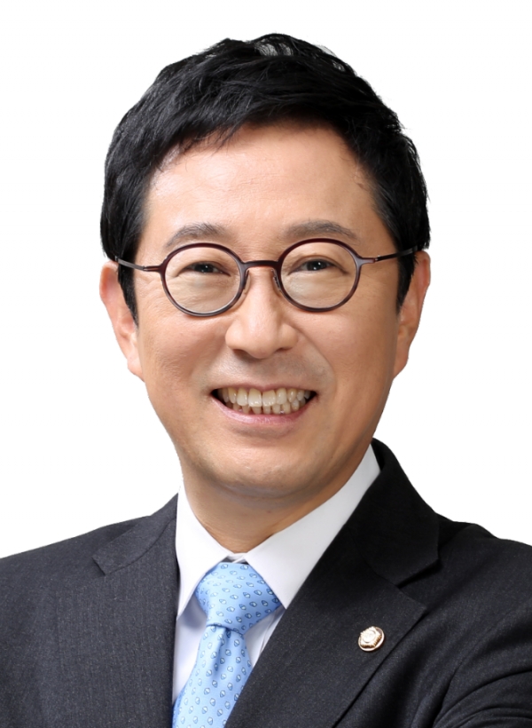 국회 한반도평화포럼 공동대표인 김한정 국회의원