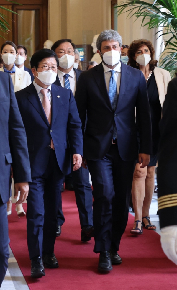 박 의장은 피코 하원의장을 예방하고 있다(사진3=국회) 