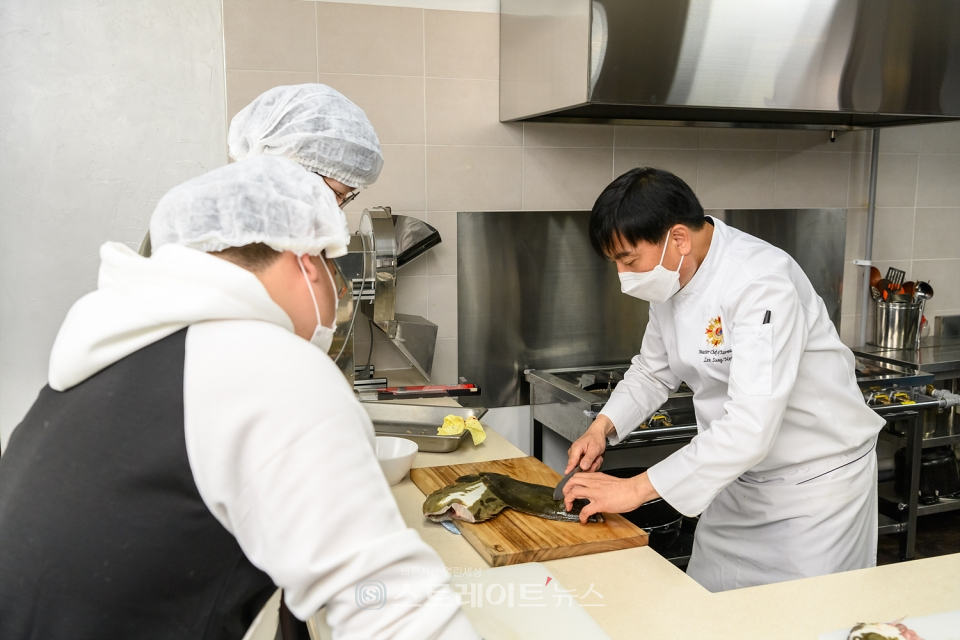 ▲ 청년조리학교 과정 운영 사진 / 사진제공= 양천구청