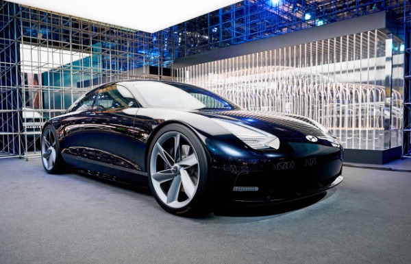 현대차가 출시할 두 번째 전용 전기차 아이오닉6의 콘셉트카 '프로페시(Prophecy). 현대자동차그룹 제공