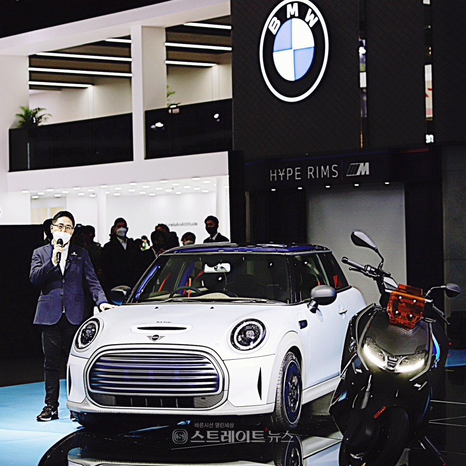 ▲2021 서울모빌리티쇼 BMW그룹 코리아가 콘셉트 모델 ‘미니 스트립’을 아시아 최초 공개 / 양용은 기자 taeji1368@naver.com