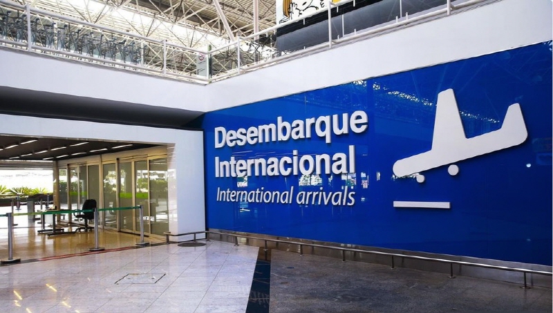 브라질 정부는 오미크론 감염자의 입국을 차단하기 위해 29일(현지시간)부터 아프리카 6개국 항공편을 금지했다.