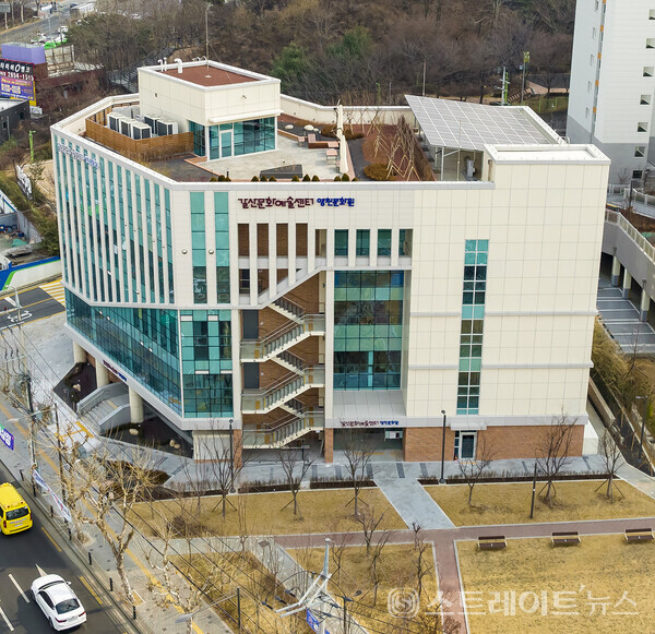 ▲갈산문화예술센터 전경 / 사진=양천구청