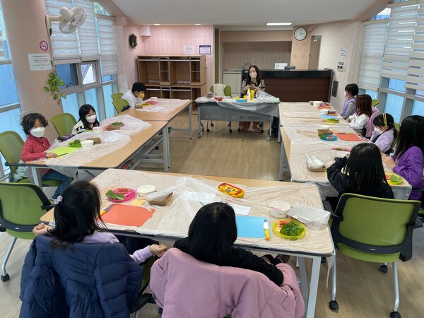 책먹는 꼬마요리사 프로그램(사진=광주 남구)