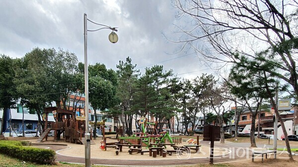 ◇'삼호 동원비스타' 인근의 가시나무공원. (사진=이준혁 기자)