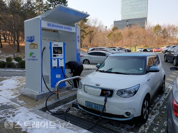 ▲전기승용 / 사진=경기도청