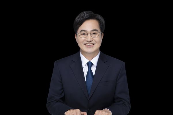 더불어민주당의 25일 6·1지방선거 경기지사 후보에 김동연 전 경제부총리가 확정됐다.(사진=연합뉴스)
