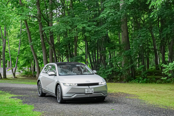 현대자동차가 전기차 전용 플랫폼 E-GMP를 기반으로 개발한 '아이오닉5'. 현대차는 일본 MK택시에 아이오닉5 50대를 공급한다. /사진=현대차