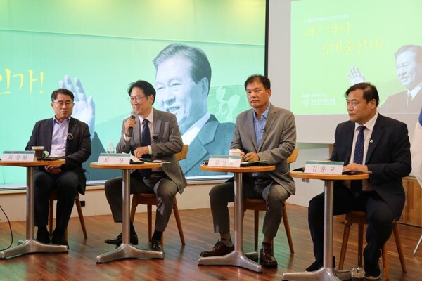 ▲(왼쪽부터) 최경환 전 국회의원, 최진 대통령리더십연구원장, 김성호 전 국회의원, 김홍국 전 경기도 대변인.사진=혁신과미래연구원