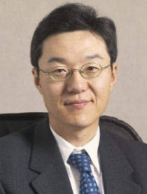 신동익 메가마트 부회장