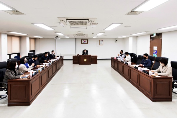 김포시의회, 11월 월례회의 개최를 하고 있다./사진=김포시의회