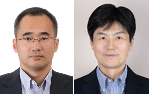 김우준 삼성전자 DX부문 네트워크사업부장 사장(왼쪽)과 남석우 삼성젘자 DS부문 글로벌 제조&인프라총괄 제조담당 사장. 삼성전자 제공
