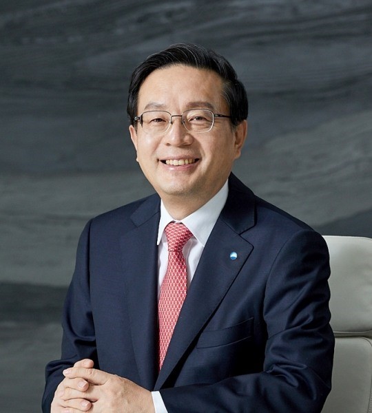 관치금융 논란 속에 연임 의사를 거둬들인 우리금융 손태승 회장(제공=우리금융)