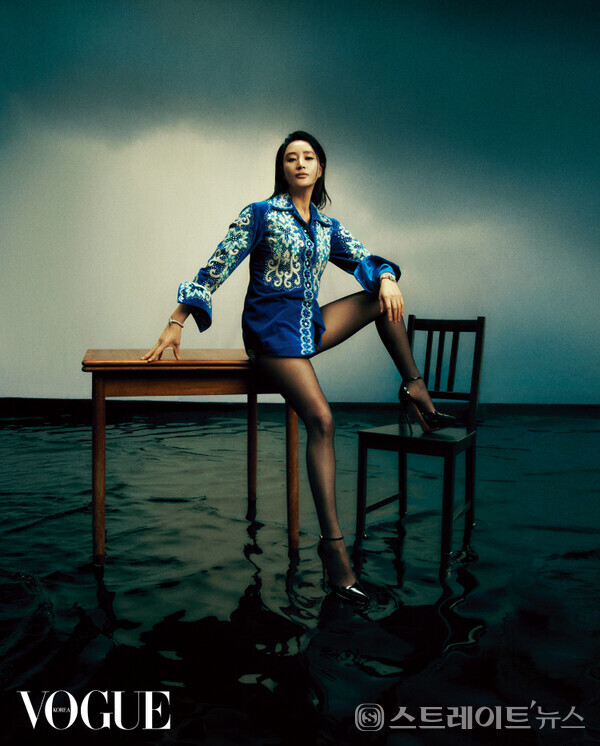 ▲영화 ‘밀수’ 김혜수 화보 / 사진=보그 코리아