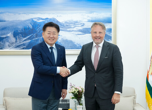 오영훈지사-스벤 올링 덴마크 대사 면담 (사진= 제주자치도 제공)