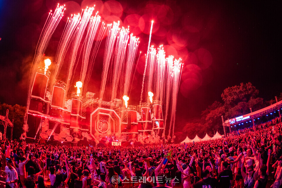 ​▲2023 S2O Korea 송크란 뮤직 페스티벌 / 사진=비이피씨탄젠트▲2023 S2O Korea 송크란 뮤직 페스티벌 / 사진=비이피씨탄젠트