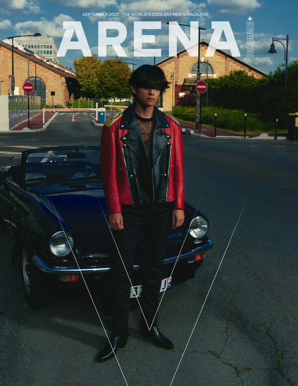 ▲방탄소년단 뷔, 영국 ‘POP 매거진’과 한국 ‘아레나 옴므 플러스’ 매거진 9월호 커버 장식 / 사진=셀린느, POP 매거진, 아레나 옴므 플러스