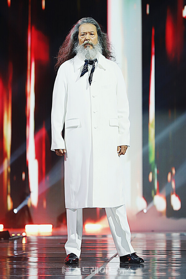 ‘2023 아시아오픈컬렉션’ J.A 시니어 패션쇼. 양용은 기자 taeji1368@naver.com