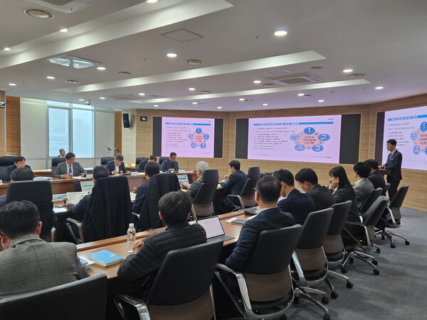                           한국남동발전은 27일 진주 본사에서 안전설계위원회를 개최했다. 