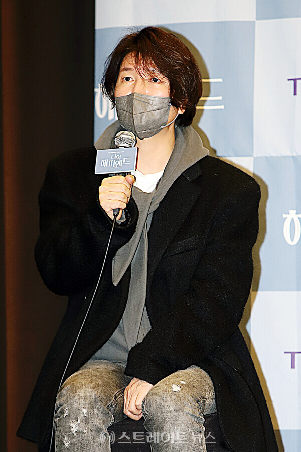 주말 미니시리즈 ‘나의 해피엔드’ 제작발표회 참석한 조수원 감독이 연출 소감을 말하고 있다. 양용은 기자 taeji1368@naver.com