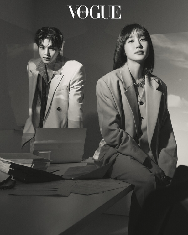 박은빈-송강 화보. 보그 코리아 제공