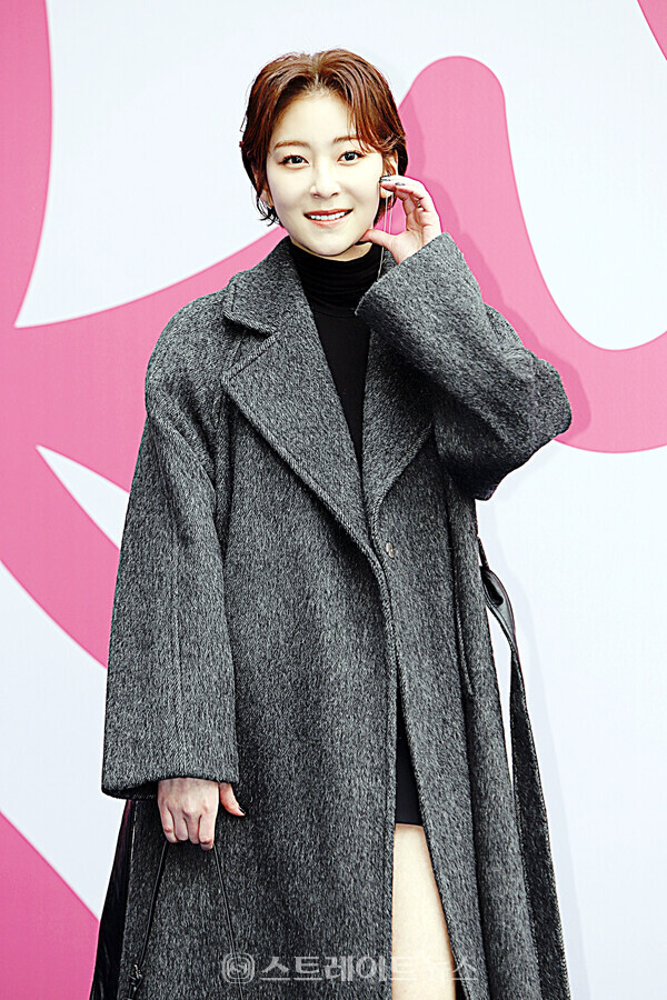 2024 F/W 서울패션위크 리이 포토월 행사에 참석한 배우 왕지원. 양용은 기자 taeji1368@naver.com