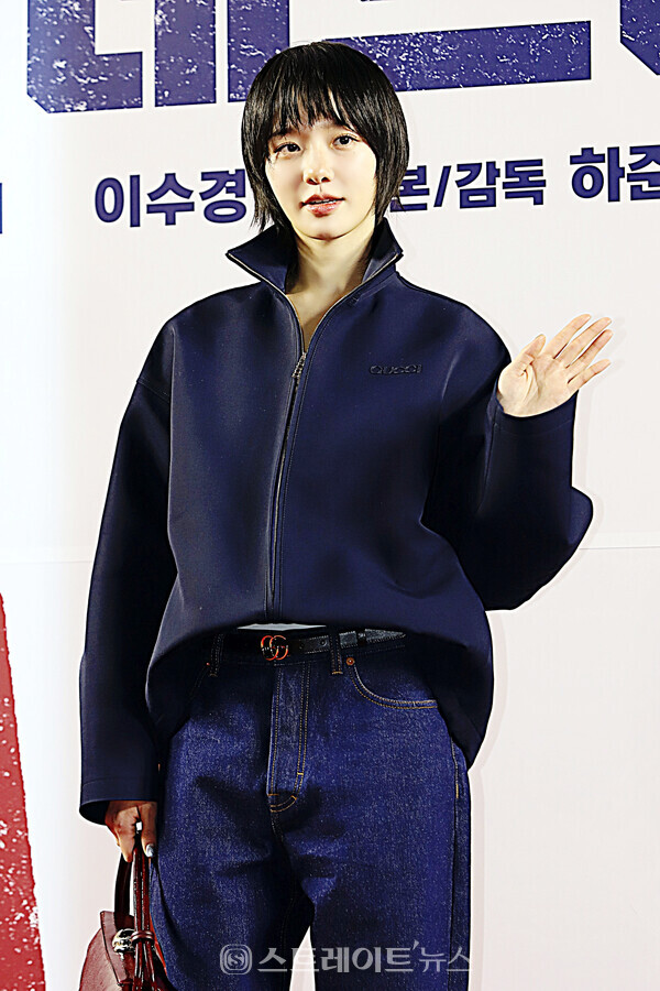 영화 ‘데드맨’ VIP 시사회 포토월 행사에 참석한 배우 박규영. 양용은 기자 taeji1368@naver.com