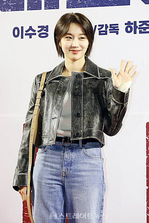 영화 ‘데드맨’ VIP 시사회 포토월 행사에 참석한 배우 정유민. 양용은 기자 taeji1368@naver.com