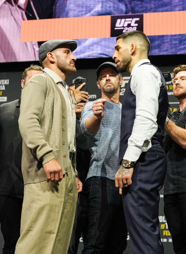 ‘UFC 298: 볼카노프스키 vs 토푸리아’ 기자회견. UFC 제공