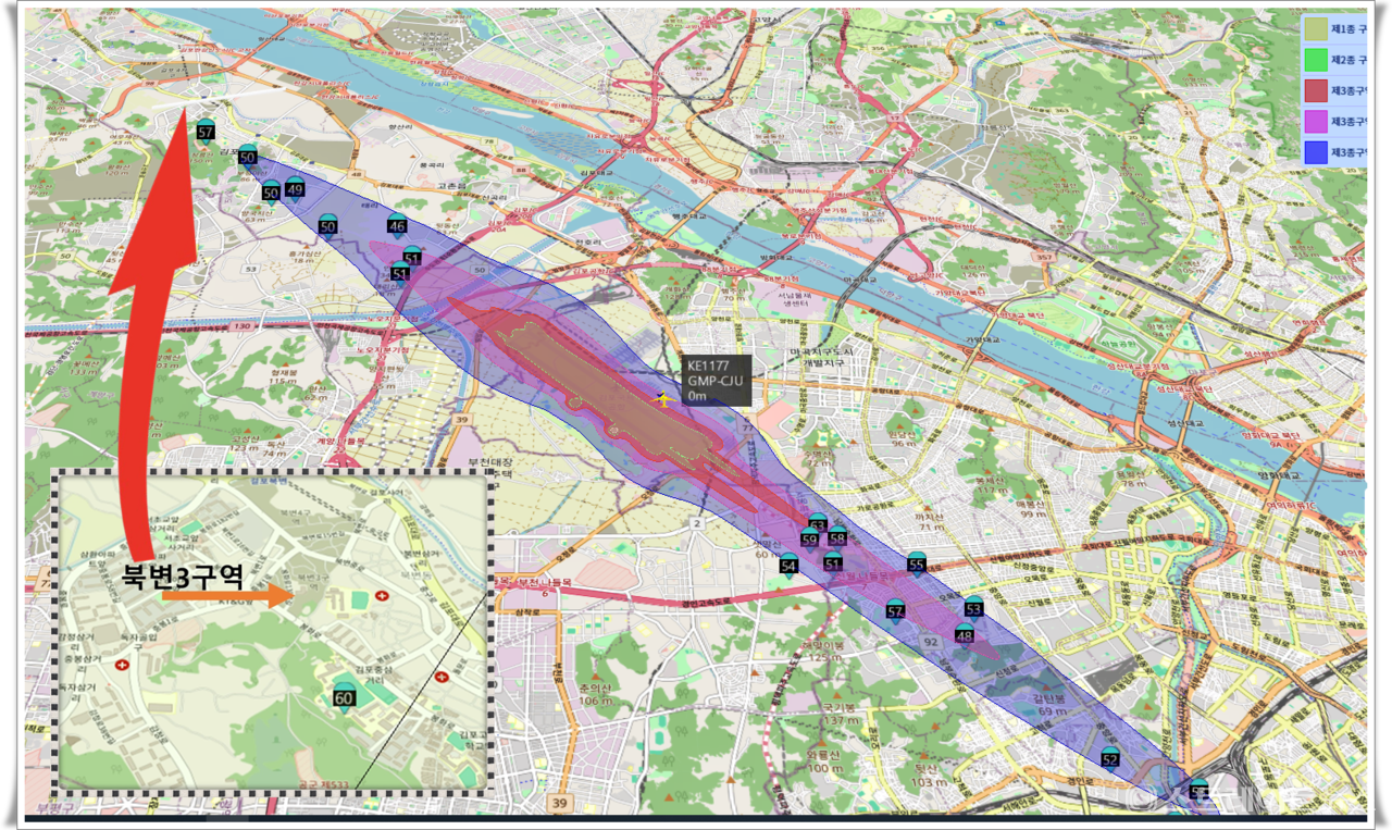 '북변 우미 린 파크리브'가 자리한 북변동 일대는 김포공항 이착륙의 여객기 소음이 심한 편으로 소음대책 인근지역으로 지정됐다. 이미지는 김포공항이 14일 오후 5시에 공개한 이 단지 인근 풍무동의 항공기 소음지도다. 이 시간의 해당 지역의 소음영향도(LdendB)은 제3종구역(61~70미만)에 가까운 것으로 나타났다. (항공소음포털 캡쳐)