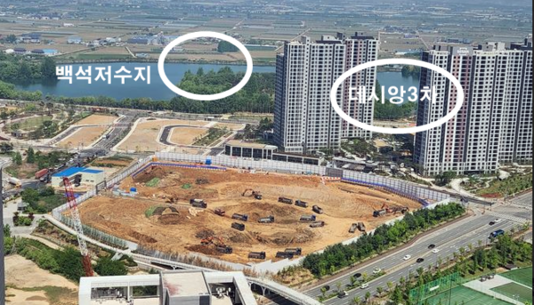 전북 전주의 청약 1순위자의 4명 중 1명인 6만여명이 포스코이앤씨의 '에코시티 더샵 4차'에 통장을 사용, 1순위 경쟁률이 191 대 1을 넘어섰다. ⓒ스트레이트뉴스