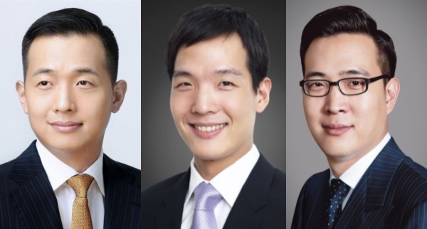 (왼쪽부터)김동관 한화그룹 부회장, 김동원 한화생명 사장, 김동선 한화갤러리아 부사장. 한화그룹 제공