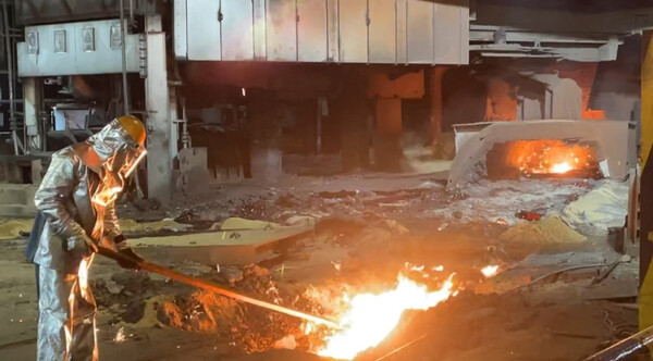 포스코 포항제철소 3고로. 포스코그룹 제공