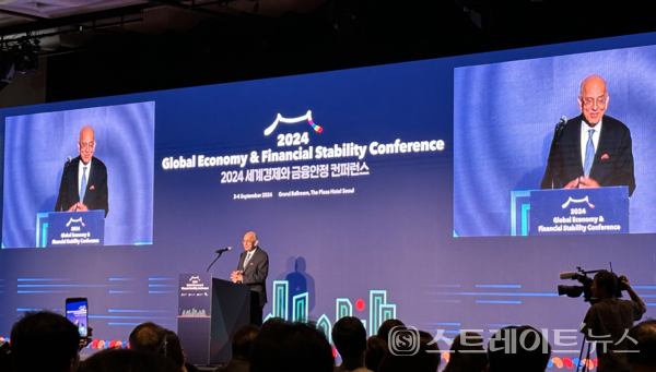 마수드 아메드 국제개발협력센터(CGD) 의장.