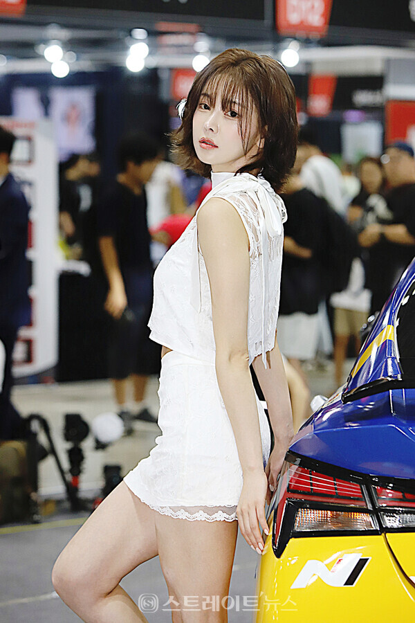 모델 신새롬. 양용은 기자 taeji1368@naver.com