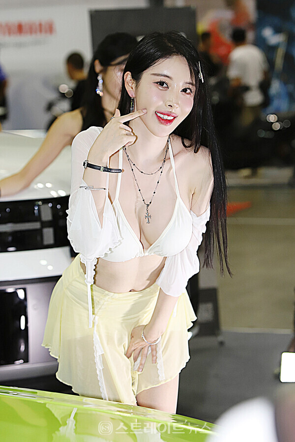 레이싱모델 손비로하. 양용은 기자 taeji1368@naver.com