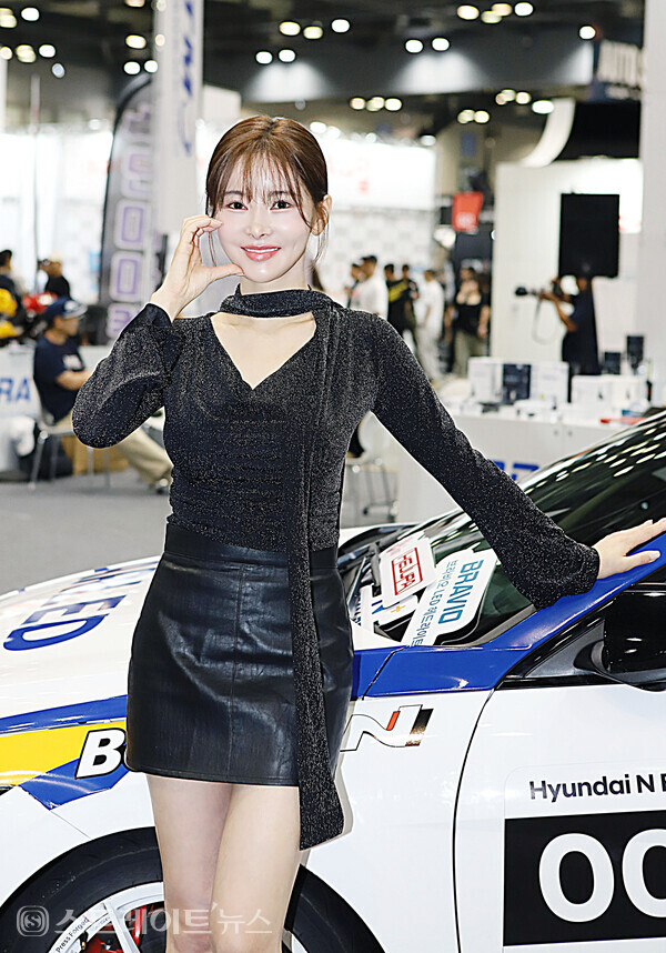 모델 신새롬. 양용은 기자 taeji1368@naver.com